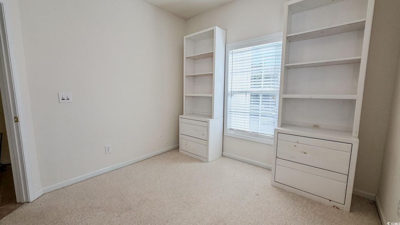 5858 Longwood Dr. Photo 7