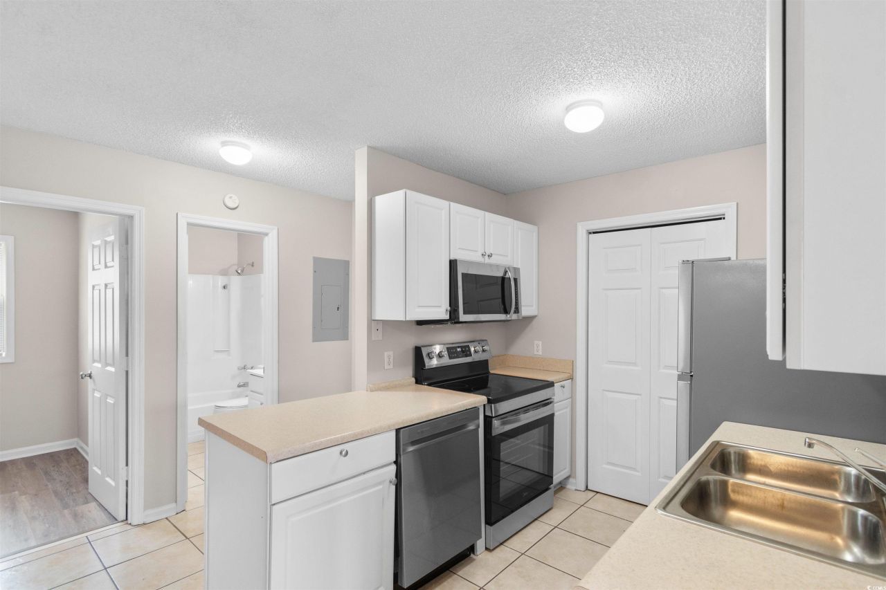 4150 N Horseshoe Rd. Photo 4