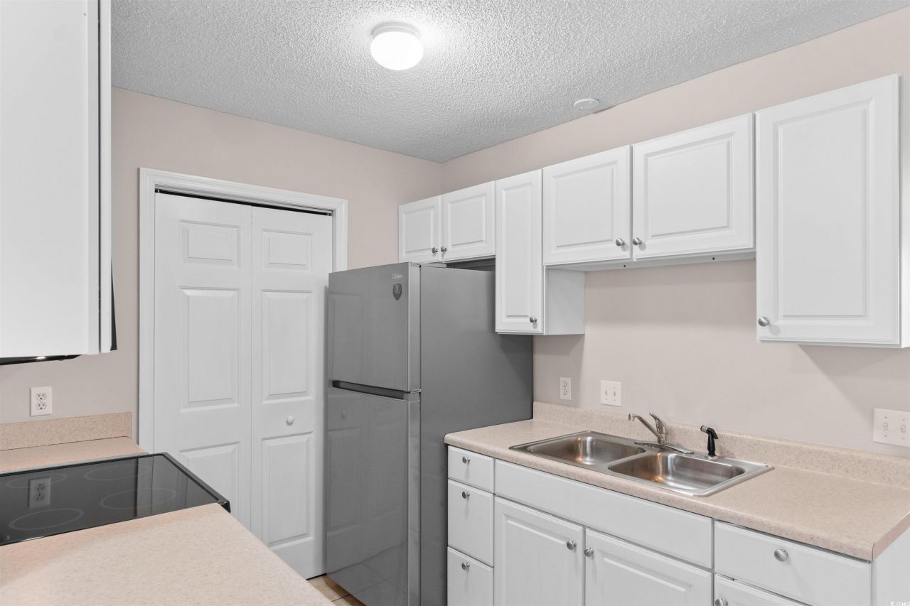 4150 N Horseshoe Rd. Photo 5