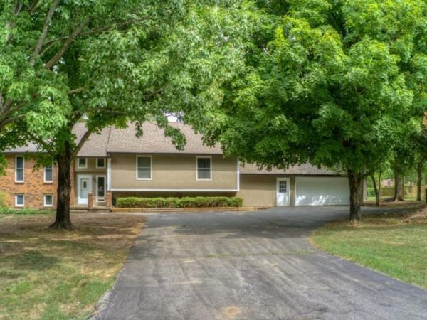 202 Split Rail Drive Drive, Joplin, MO 64801