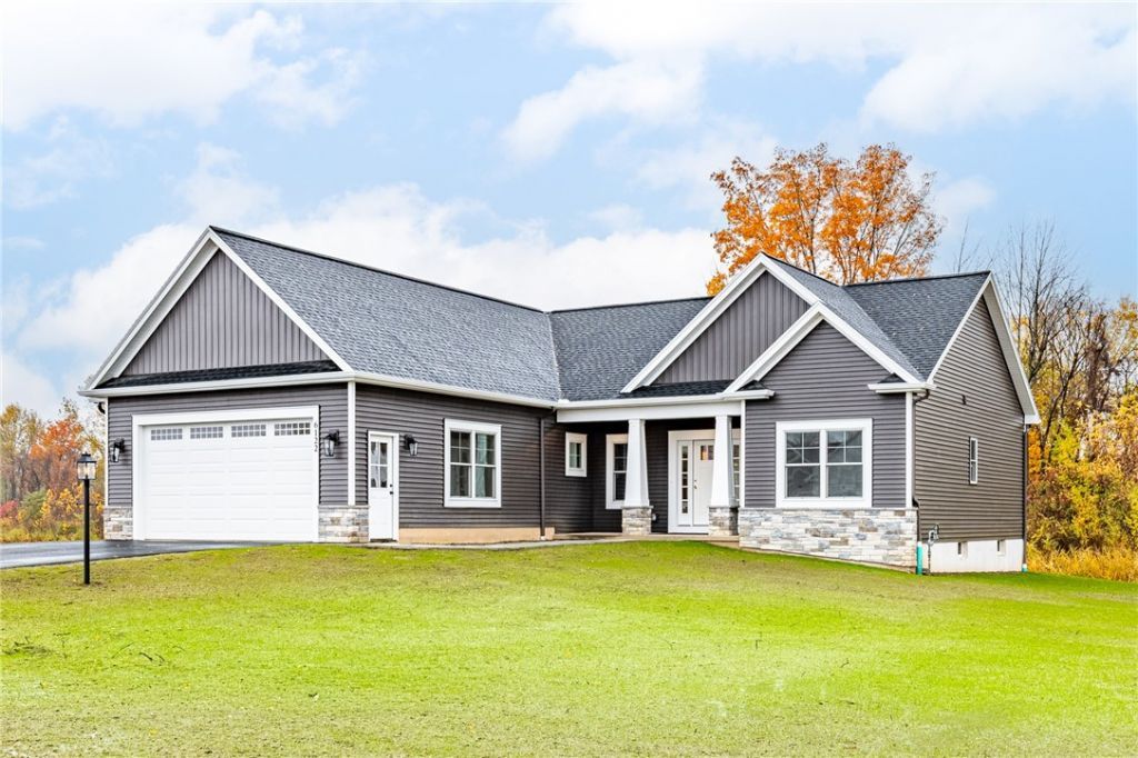 6122 Villa Fina Drive, Ontario, NY 14519 Main Photo