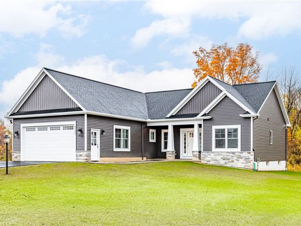 6122 Villa Fina Drive, Ontario, NY 14519