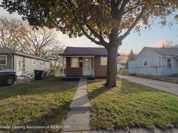 4125 Lowcroft Avenue, Lansing, MI 48910