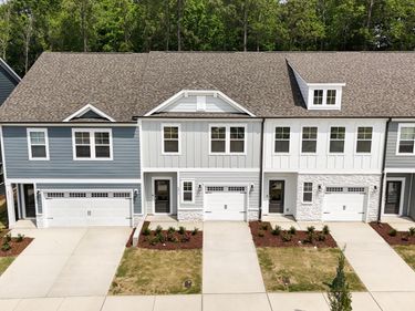 8813 Malmesbury Lane, Raleigh, NC 27616