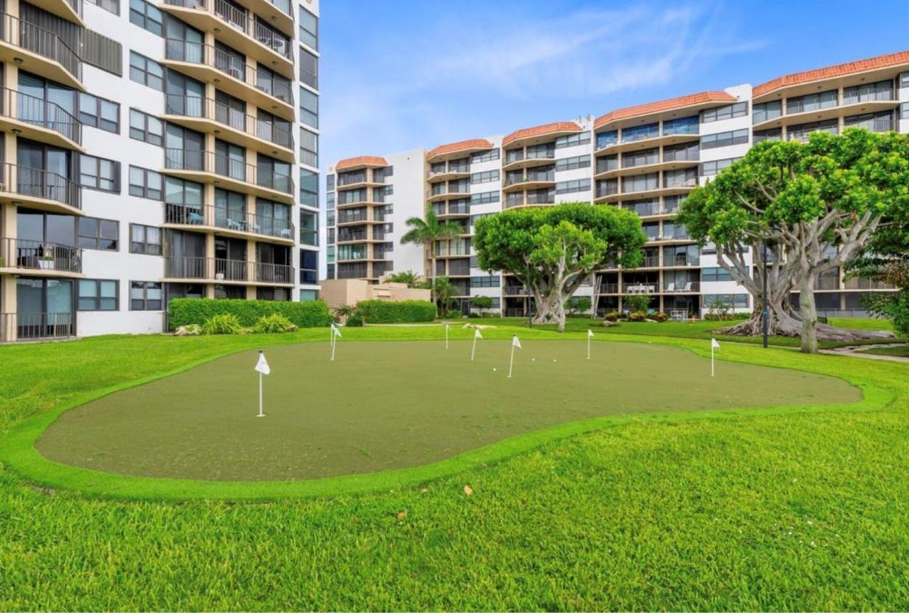 859 Jeffery Street, Unit 214, Boca Raton, FL 33487 Photo