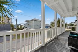 1010 Perrin Dr. photo 4