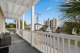 1010 Perrin Dr. photo 4