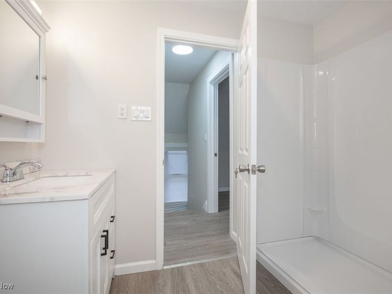 4502 Bush Avenue, Cleveland, OH 44109 Photo 11