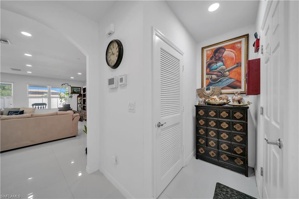 221 SW 21st Ter , Cape Coral, FL 33991 Photo