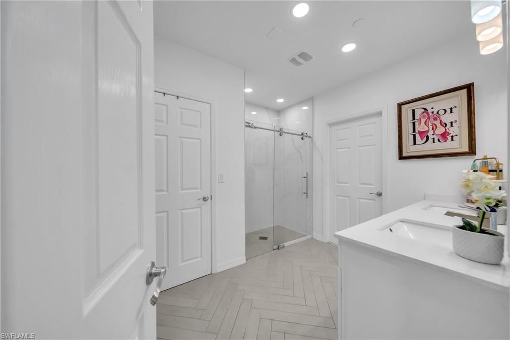 221 SW 21st Ter , Cape Coral, FL 33991 Photo