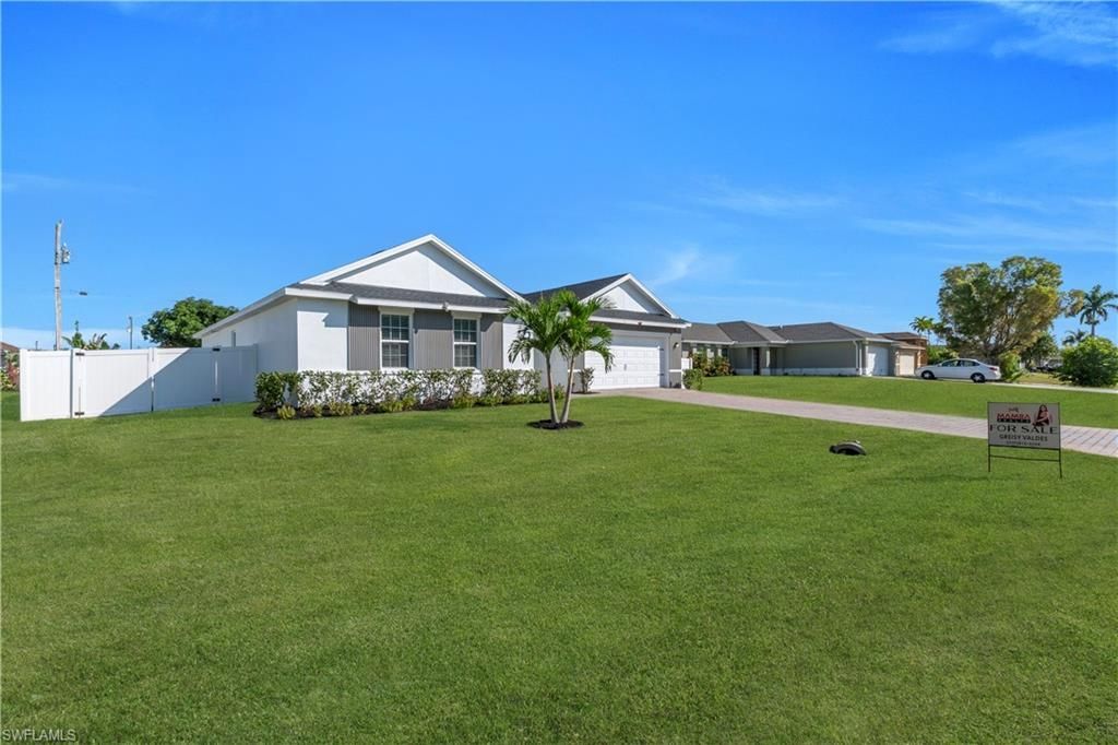 221 SW 21st Ter , Cape Coral, FL 33991 Photo