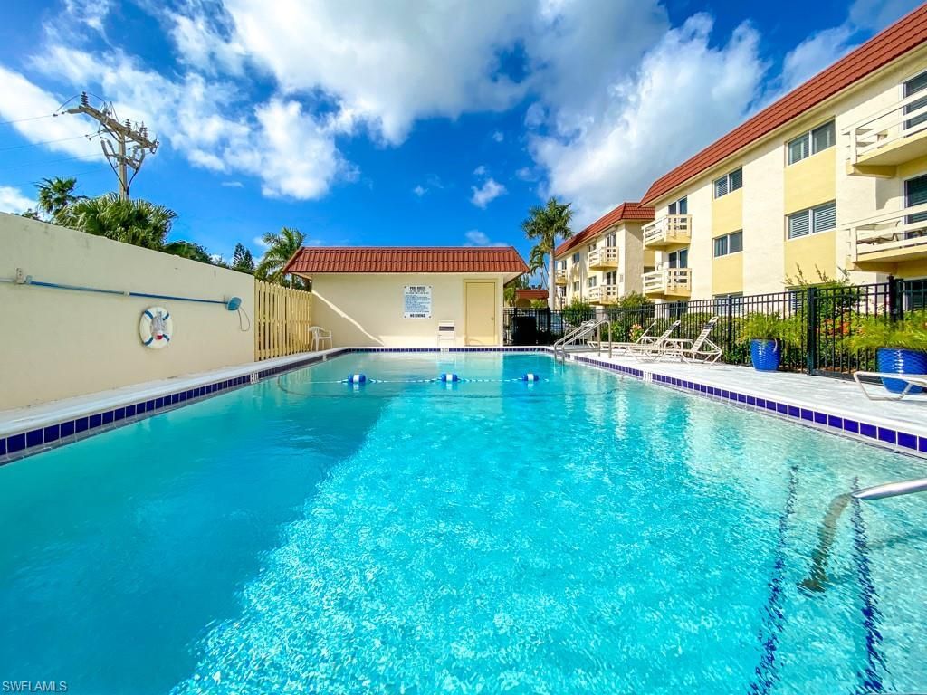 1610 Middle Gulf Dr, Unit E-4, Sanibel, FL 33957 Photo