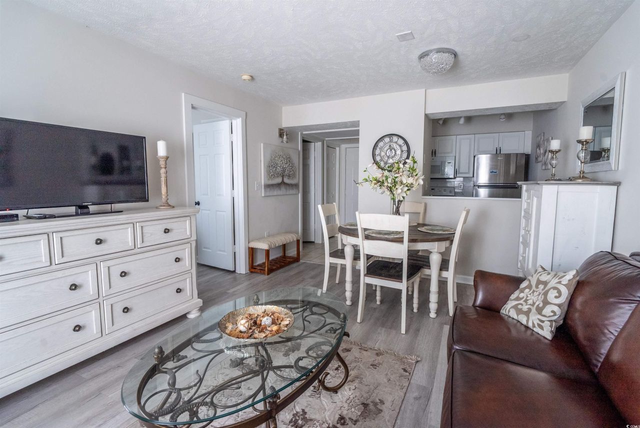 4715 Cobblestone Dr.  Photo 8