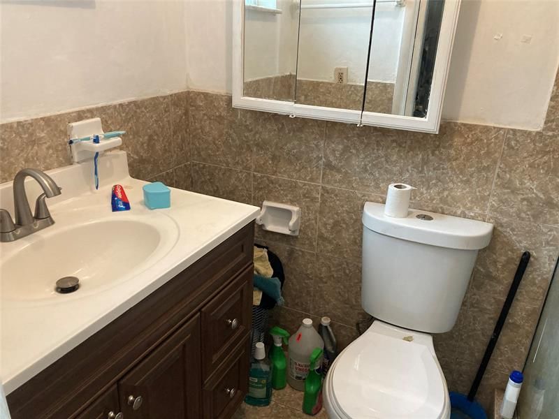 3501 NW 32nd Street, Lauderdale Lakes, FL 33309 Photo