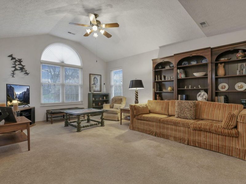 3757 Mill Stream Drive, Unit 12, Hilliard, OH 43026 Photo 5