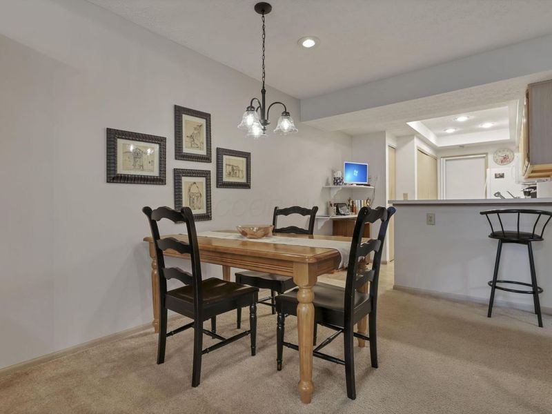 3757 Mill Stream Drive, Unit 12, Hilliard, OH 43026 Photo 7