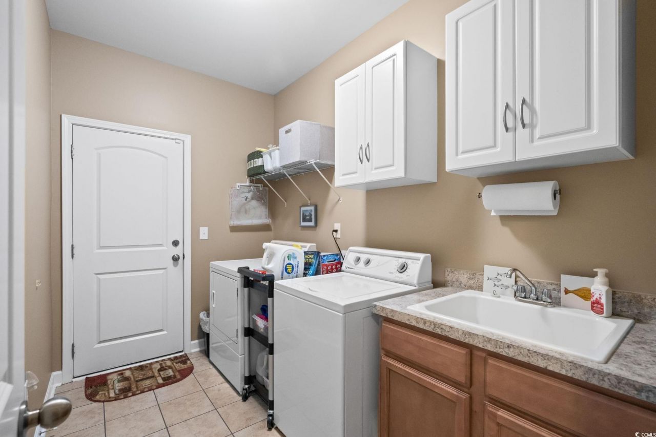 235 Belclare Way Photo 35