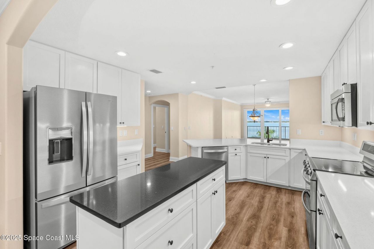 4007 N Harbor City Boulevard, Unit 402, Melbourne, FL 32935 Photo