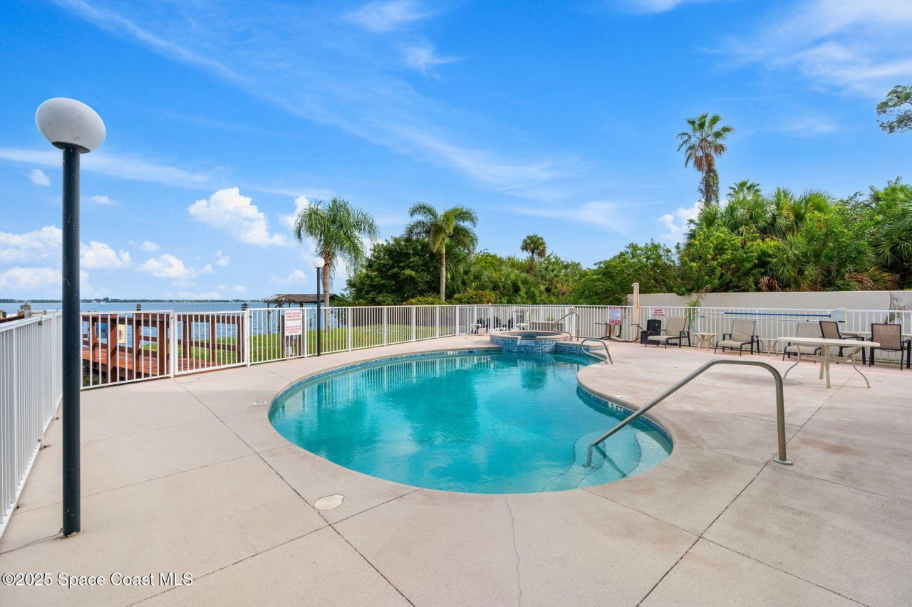 4007 N Harbor City Boulevard, Unit 402, Melbourne, FL 32935 Photo