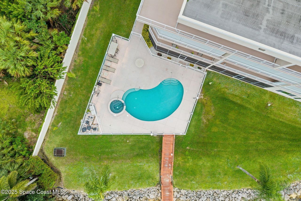 4007 N Harbor City Boulevard, Unit 402, Melbourne, FL 32935 Photo