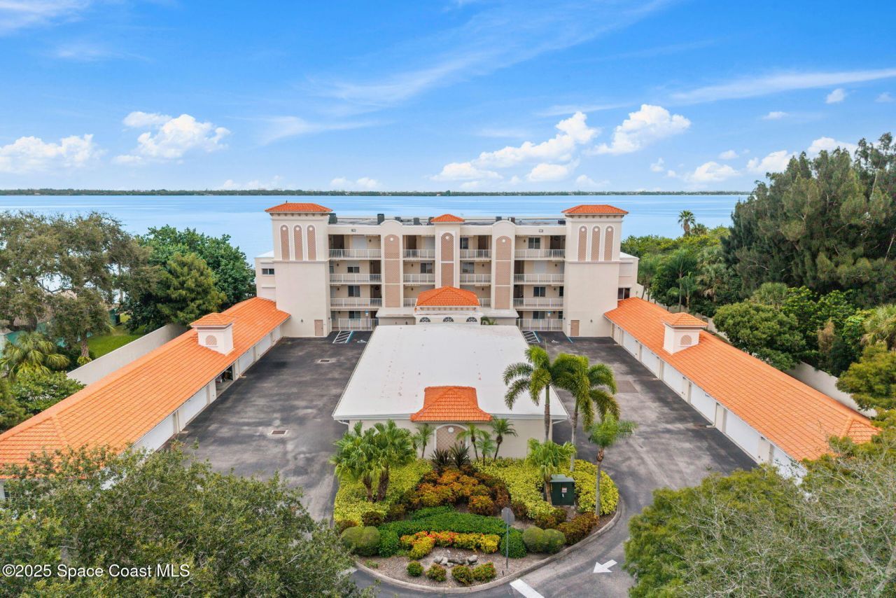 4007 N Harbor City Boulevard, Unit 402, Melbourne, FL 32935 Photo