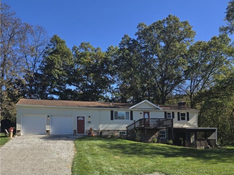 7915 East Pike, Norwich, OH 43767 Photo 1