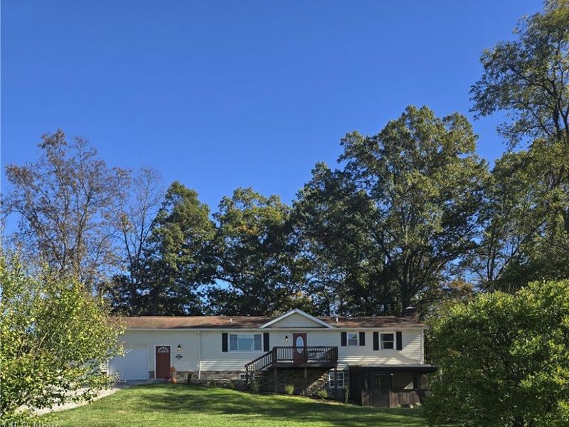 7915 East Pike, Norwich, OH 43767 Photo 24