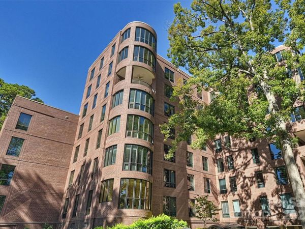 924 Cherokee Road, Charlotte, NC 28207