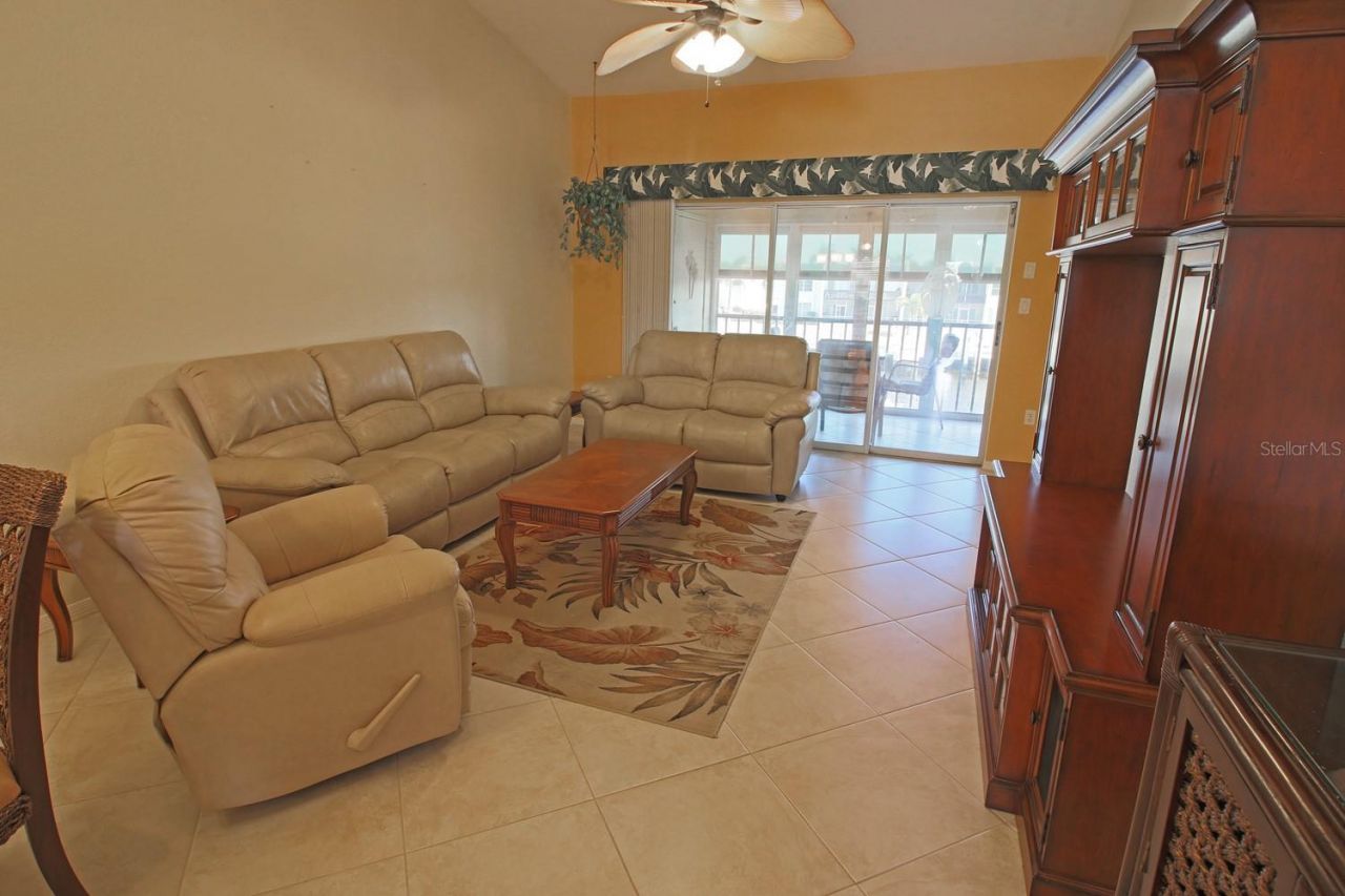 220 Coldeway Drive, Unit 123, Punta Gorda, FL 33950 Photo