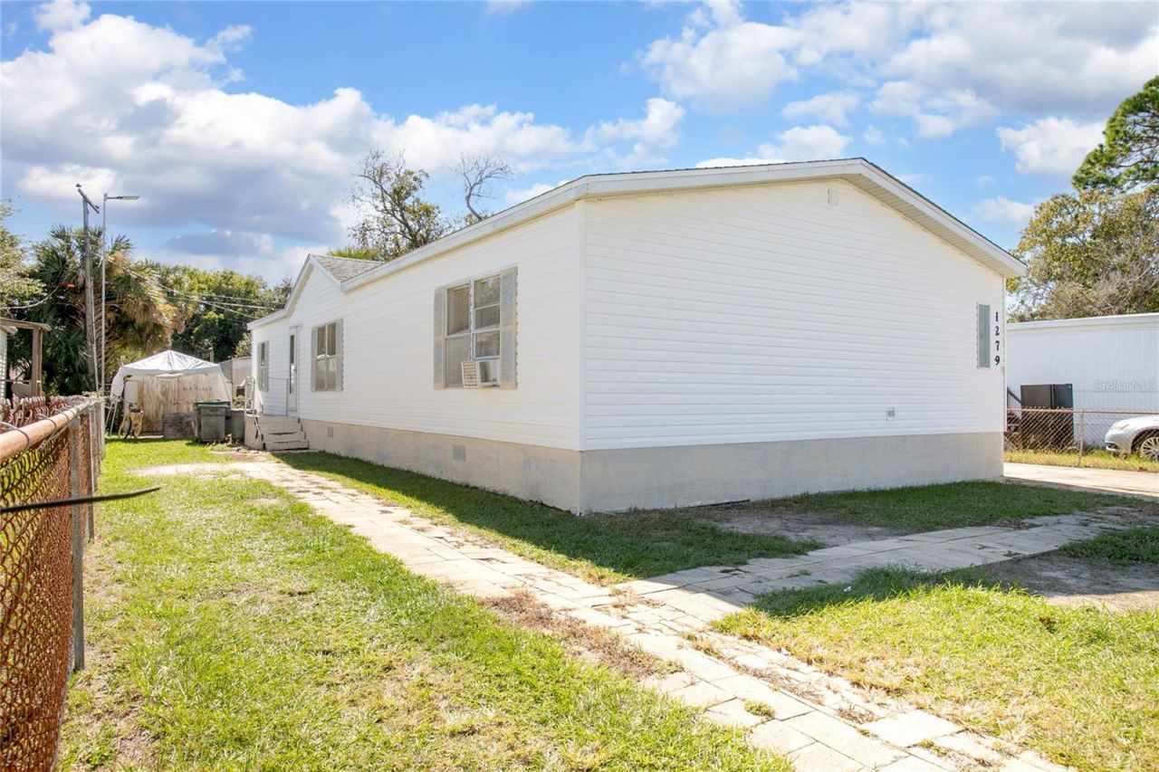 1279 Vagabond Drive, Port Orange, FL 32127 Main Photo