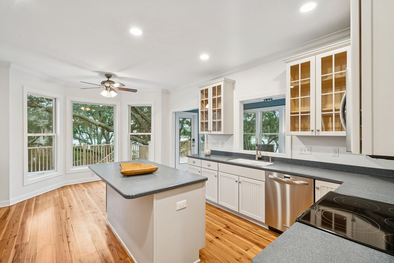 1462 Harborsun Drive Photo 46