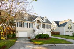 1462 Harborsun Drive photo 4