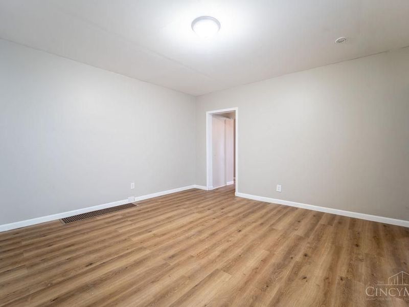 1619 Powers Street, Cincinnati, OH 45223 Photo 3