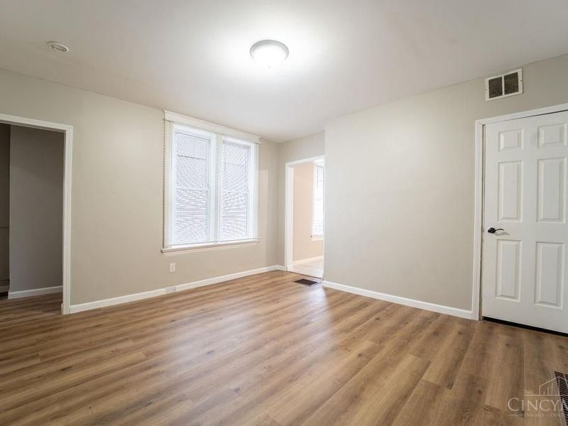 1619 Powers Street, Cincinnati, OH 45223 Photo 4