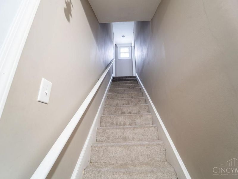 1619 Powers Street, Cincinnati, OH 45223 Photo 9