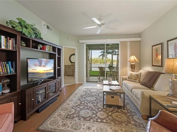 7515 Stoneybrook DR, Unit 818, NAPLES, FL 34112