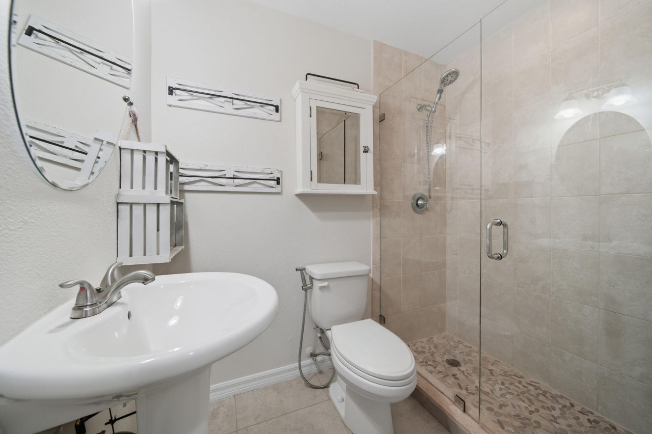 1021 Valencia Road, Key Largo, FL 33037 Photo