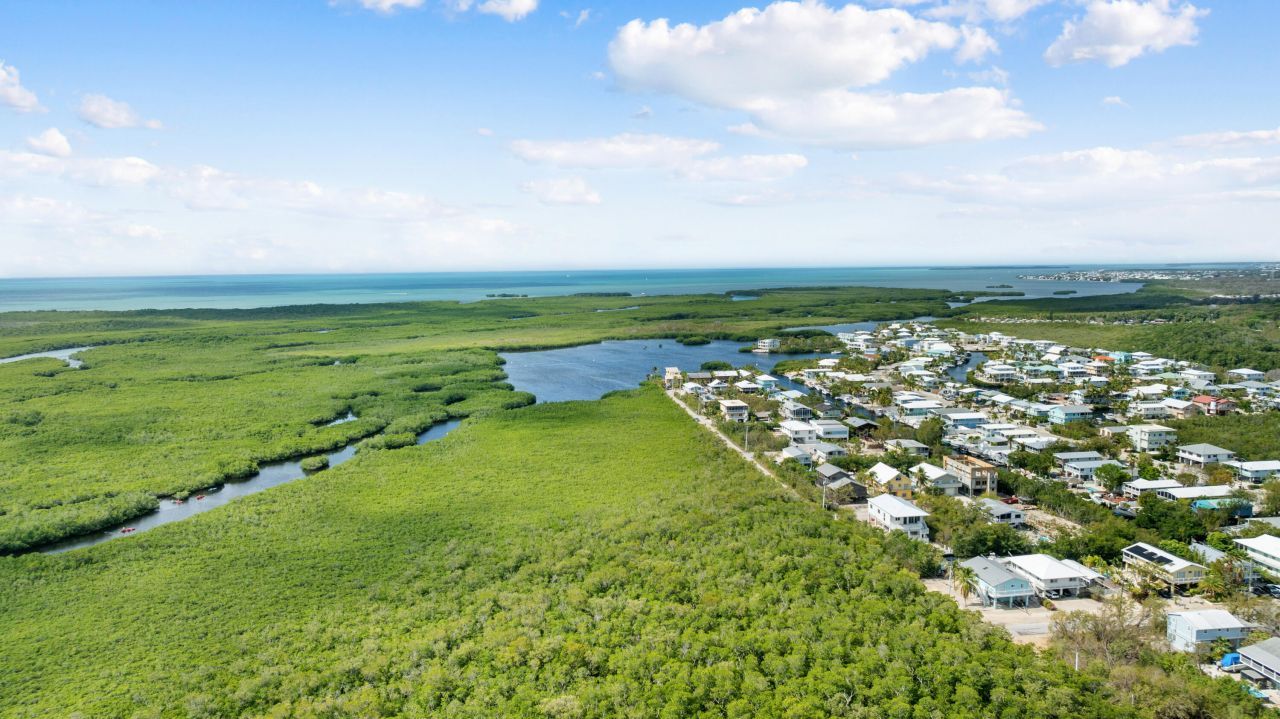 1021 Valencia Road, Key Largo, FL 33037 Photo
