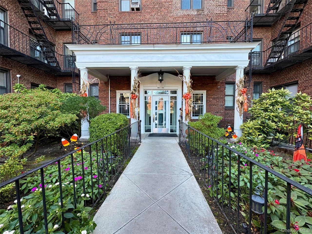 98-50 67th Avenue, Unit 1B, Rego Park, NY 11374 Main Photo