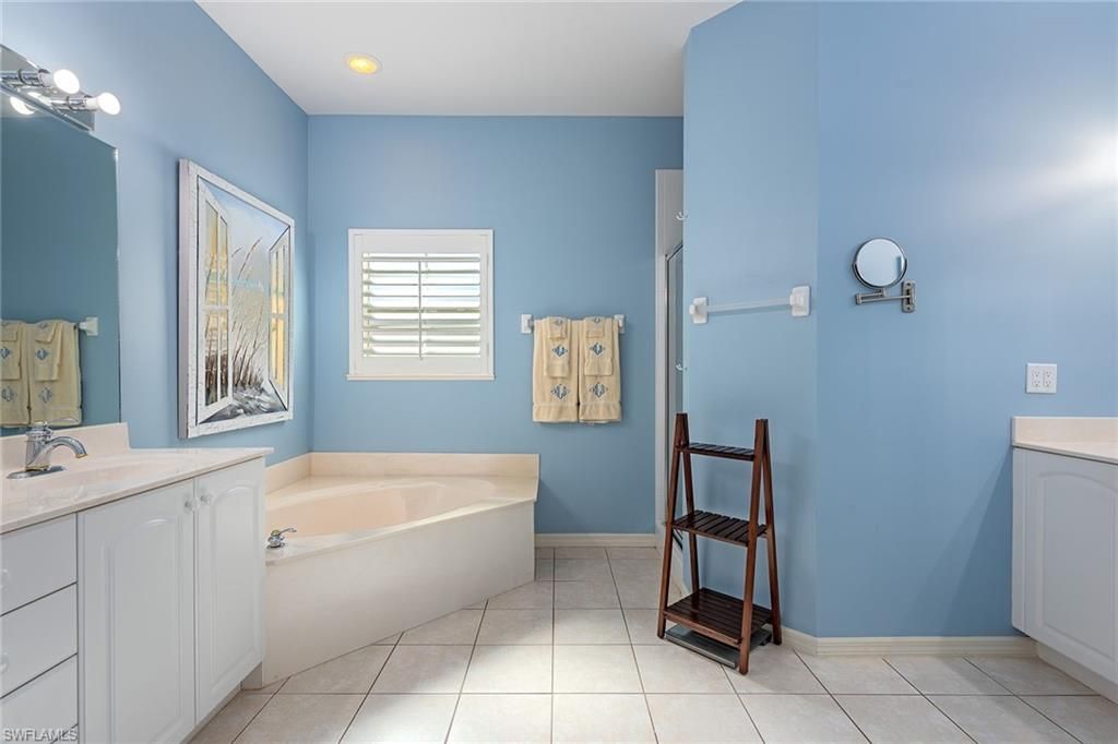 2540 Talon Ct, Unit 503, Naples, FL 34105 Photo