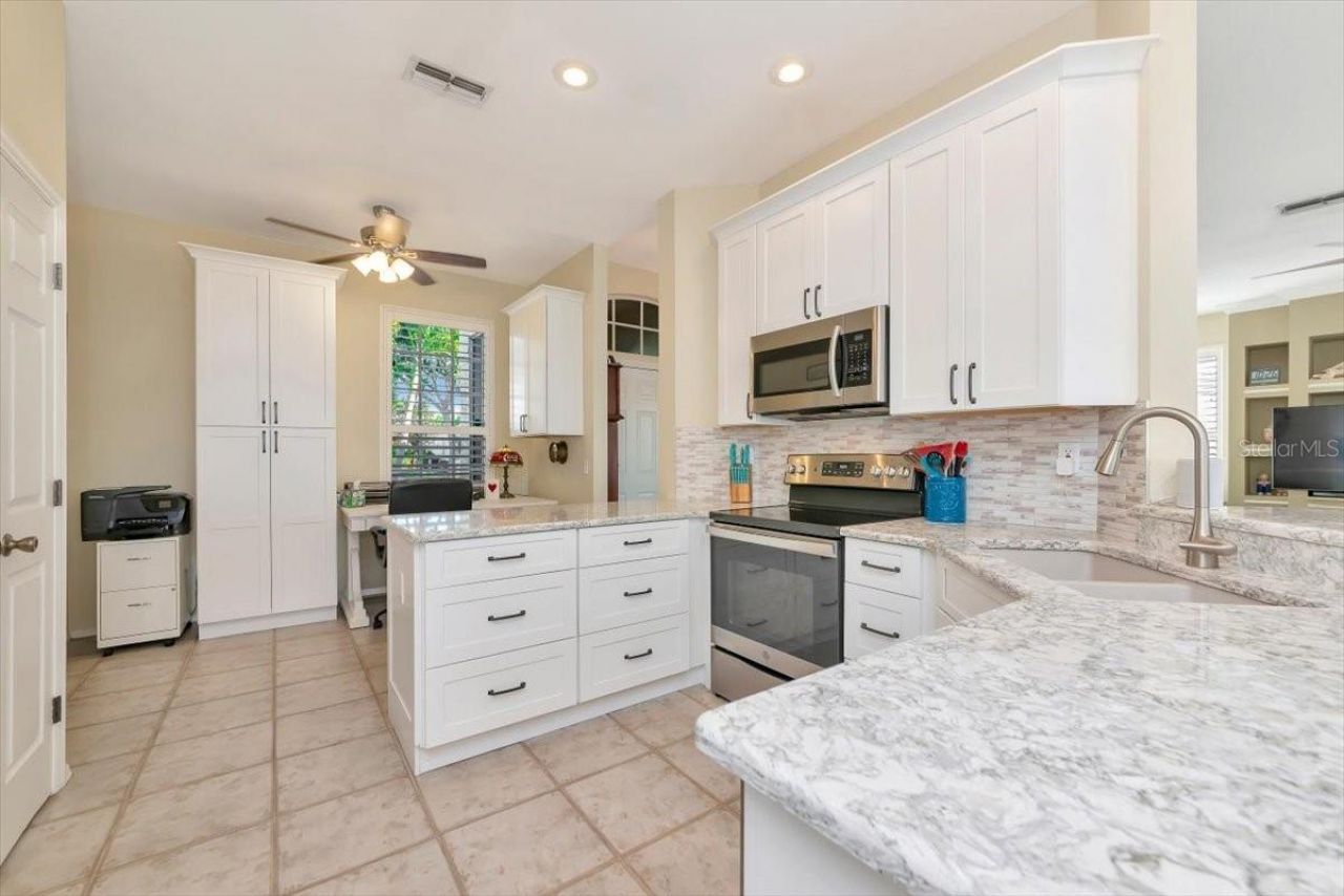 5312 52nd Avenue W, Bradenton, FL 34210 Photo