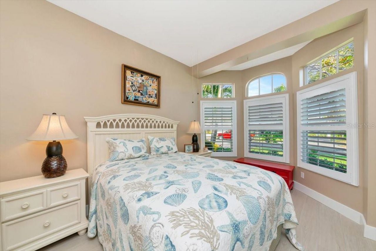 5312 52nd Avenue W, Bradenton, FL 34210 Photo