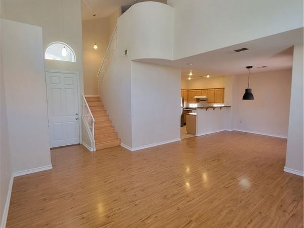 8765 Villa Alex, Las Vegas, NV 89147