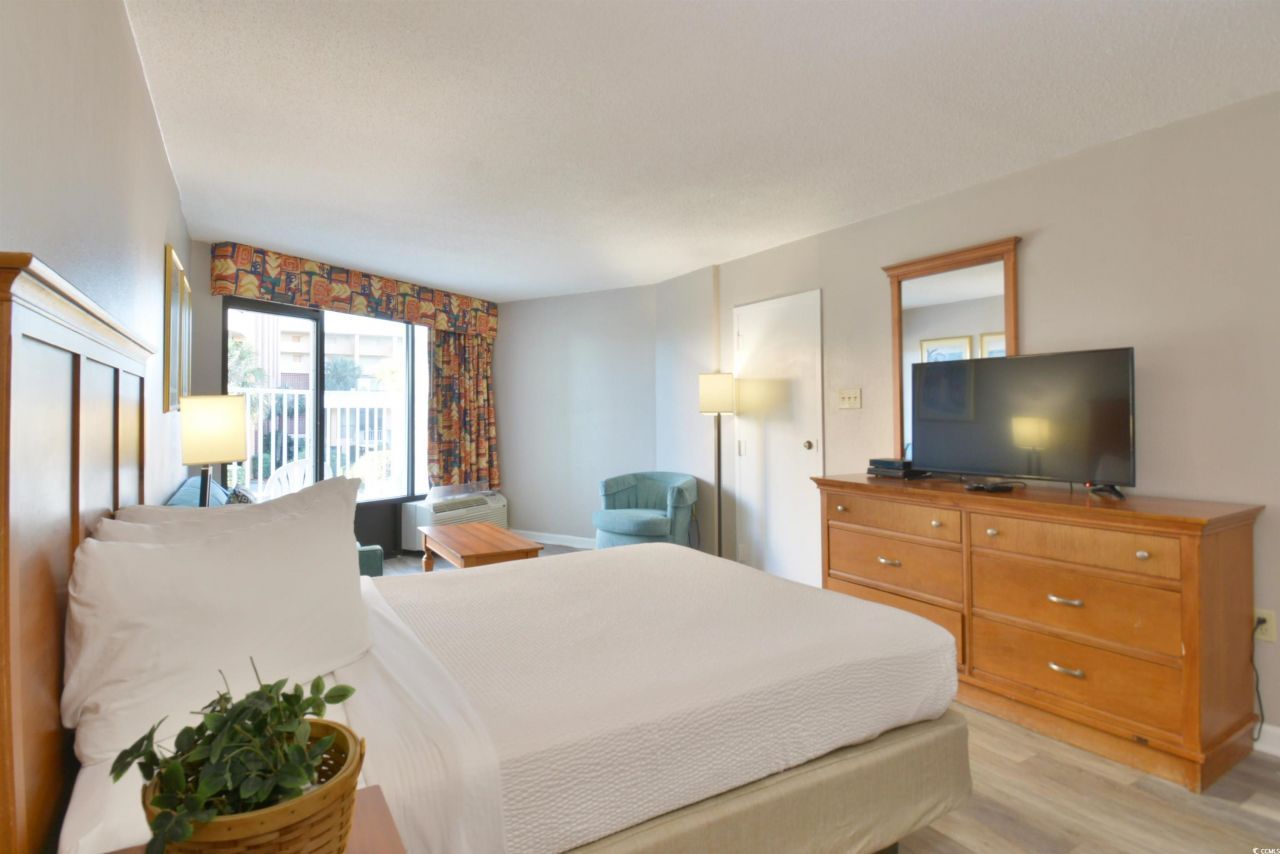 7000 Ocean Blvd. N Photo 22