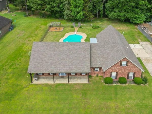 367 W Byhalia Creek Farms Road, Byhalia, MS 38611