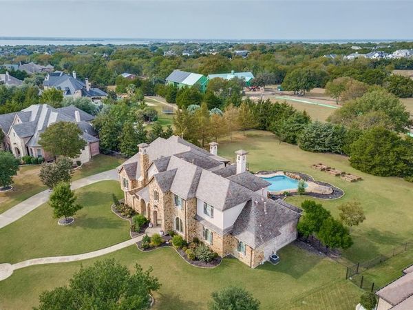 402 Wyndemere Boulevard, Heath, TX 75032