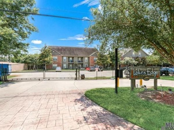 7300 Burbank Dr, Unit #15, Baton Rouge, LA 70820