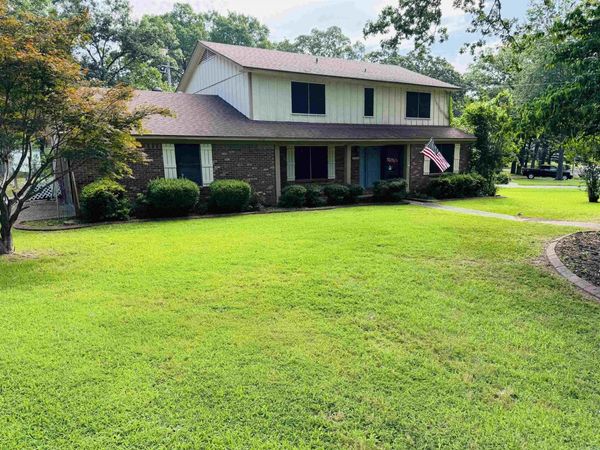 1701 War Eagle Drive, North Little Rock, AR 72116