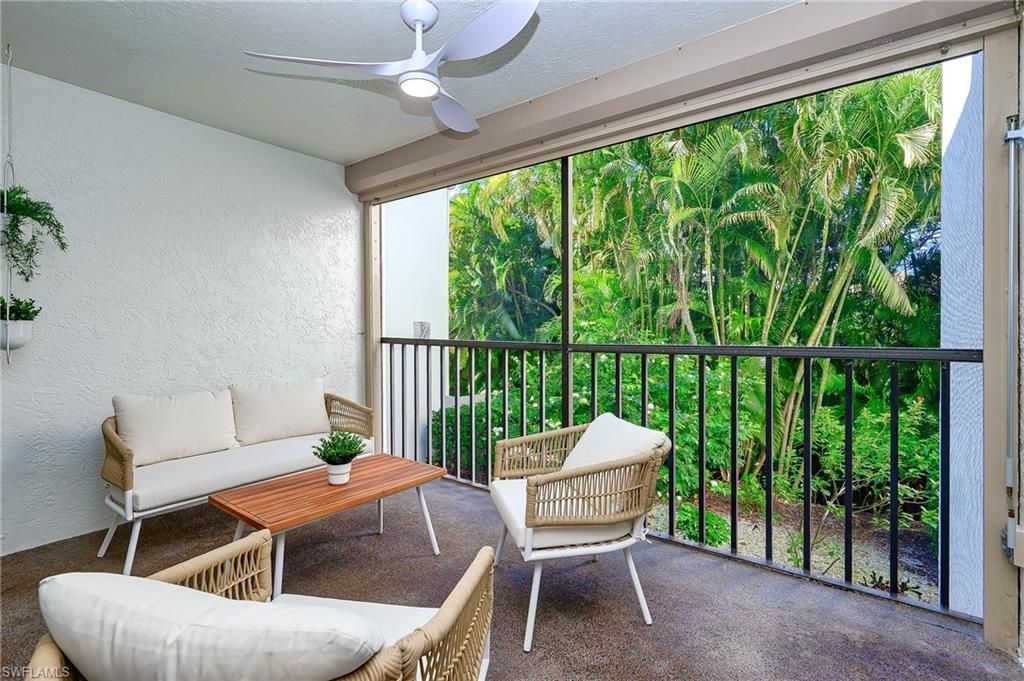 592 Beachwalk Cir, Unit N202, Naples, FL 34108 Photo