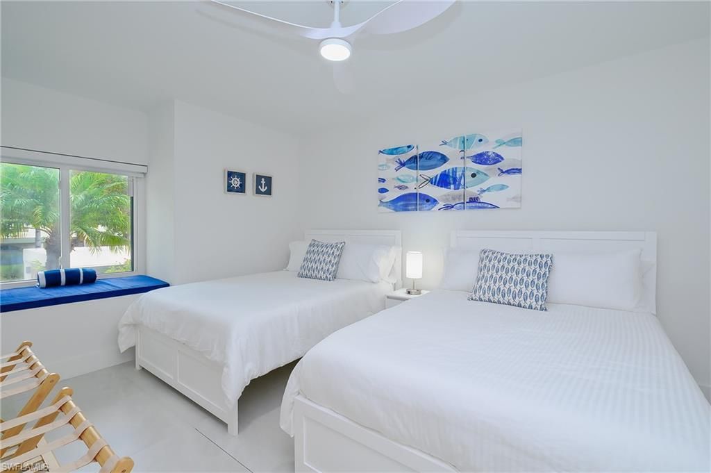 592 Beachwalk Cir, Unit N202, Naples, FL 34108 Photo